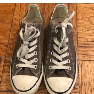 Converse all star size 8